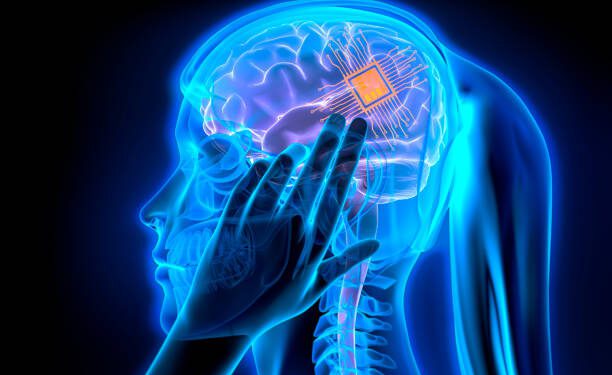 মানব মস্তিষ্কে মাইক্রোচিপ বসাবে ইলন মাস্কের নিউরালিংক