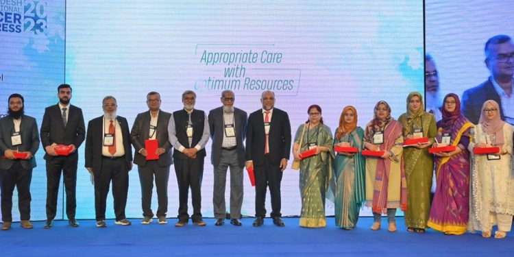 ‘দেশে প্রতি বছর আড়াই লাখ মানুষ ক্যানসারে আক্রান্ত হচ্ছে’